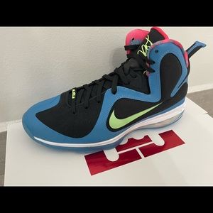 Size 9.5 - Nike LeBron 9 South Coast 2022